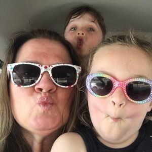 Meet your Posher, Debbie